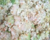 Foto del paso 2 de la receta: Cóctel de aguacate, huevo y surimi