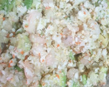 Foto del paso 2 de la receta: Cóctel de aguacate, huevo y surimi
