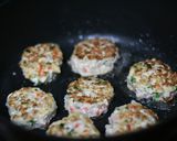 A picture of step 5 of Simple & Fluffy Chicken Tsukune Patties for Cherry Blossom Viewing.