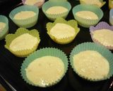 A picture of step 5 of Okara Muffin with Banana and Yogurt.
