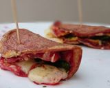 A picture of step 3 of Salami Pizza.