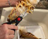 Hình bước làm 1 của món Tôm hùm (Lobster) tẩm bột chiên sốt nấm