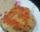 A picture of step 4 of Potato Tikki Cheese Burger.