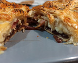 Foto del paso 5 de la receta: Trenza de cebolla caramelizada, 🧅 queso brie 🧀 y bacon🥓