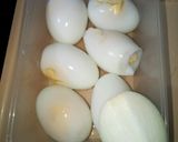 Hình bước làm 2 của món Thịt Kho Hột Vịt - Dưa Cải Chua