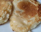 Foto del paso 6 de la receta: Panquecas de yuca y queso rellenos de dulce de guayaba🥯🥞🧀