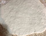 Foto del paso 5 de la receta: Medialunas saladas de grasa