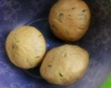 বেসন কা মিনি পুরি(Besan Ka Mini Puri recipe in bengali) রেসিপির ধাপ 6 ছবি