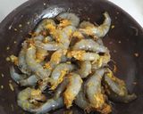 Foto langkah ke 2 dari resep Udang Goreng Bumbu.