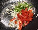 A picture of step 5 of Thai Fried Rice.