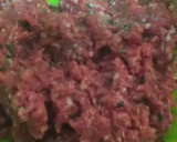 Foto del paso 1 de la receta: Albóndigas de ternera con nueces y aceitunas