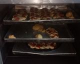 Foto langkah ke 5 dari resep Roti kelabang sosis.