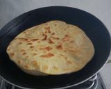 Foto langkah ke 5 dari resep Cheese Paratha (Indian Flatbread Stuffed with Cheese).