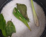 Foto langkah ke 1 dari resep Nasi Uduk Magicom.
