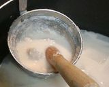 A picture of step 7 of Warming & Hearty Salmon and Sake Lees Soup.