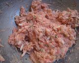 A picture of step 4 of Bean Sprouts Teriyaki Hamburgers.