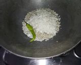 A picture of step 2 of Poha Namkeen.