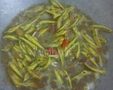 Foto langkah ke 6 dari resep Tumis Teri Masak Lalap Timun.