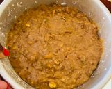 A picture of step 5 of Date and Pistaccio Cake.