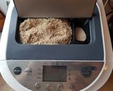 Mézes mandulás fehérkenyér- kenyérsütőgépes kenyér recept fázis 2 fotója