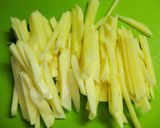 A picture of step 2 of Asparagus and Potatoes Sautéed in Butter and Soy Sauce.