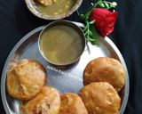 A picture of step 4 of Khasta Kachori.