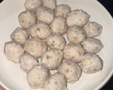 Foto langkah ke 8 dari resep Bakso Ayam Keju.