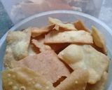 Foto langkah ke 9 dari resep Keripik pangsit kelapa.