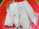 Mực xào cần tỏi