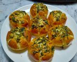 Foto langkah ke 9 dari resep Roti Bawang Putih Korea.