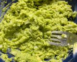 Foto del paso 2 de la receta: Clásico guacamole de palta 🥑