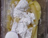 Foto langkah ke 3 dari resep Kentang Goreng Maizena Frozen.