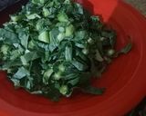 Foto langkah ke 2 dari resep 50. Tumis daun kembang kol with ati sapi+tetelan sapi.