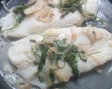 Foto del paso 7 de la receta: Filete de pescado al cilantro con verduras