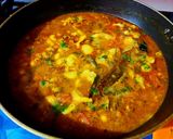 A picture of step 7 of Chorbi Diye Ghoogni (Watana Sabzi Using Mutton Fats).