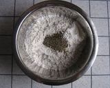 A picture of step 5 of Raw Spinach Pasta.