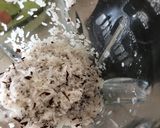 A picture of step 2 of Quick Horchata Water.