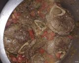 Foto del paso 3 de la receta: Guiso de arroz integral, osobuco y arvejas