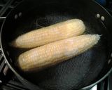 A picture of step 2 of Freezing Fresh Summer Corn.