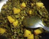 A picture of step 3 of Beans aloo bhaji.