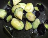 A picture of step 3 of Eggplant and Chicken Nanban.