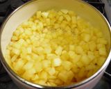 A picture of step 5 of Small Apple and Sweetened Sweet Potato Tarts.