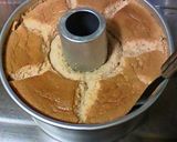 A picture of step 10 of Strawberry Chiffon Cake.