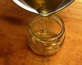 A picture of step 5 of Scallion Oil.