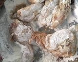 Foto langkah ke 2 dari resep Ayam goreng bawang putih.