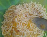 Foto langkah ke 1 dari resep Martabak Mie.