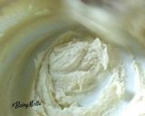 A picture of step 4 of Sooji Phiniyaa Ladoos.
