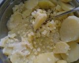 Foto langkah ke 2 dari resep Potato Cheese Ball.