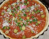 صورة لخطوة 2 من وصفة بيتزا 🍕🧀 وبيتزا كوفاغ بعجينة واحدة
