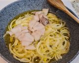 Foto del paso 2 de la receta Chipirones encebollados con pimientos verdes italianos
